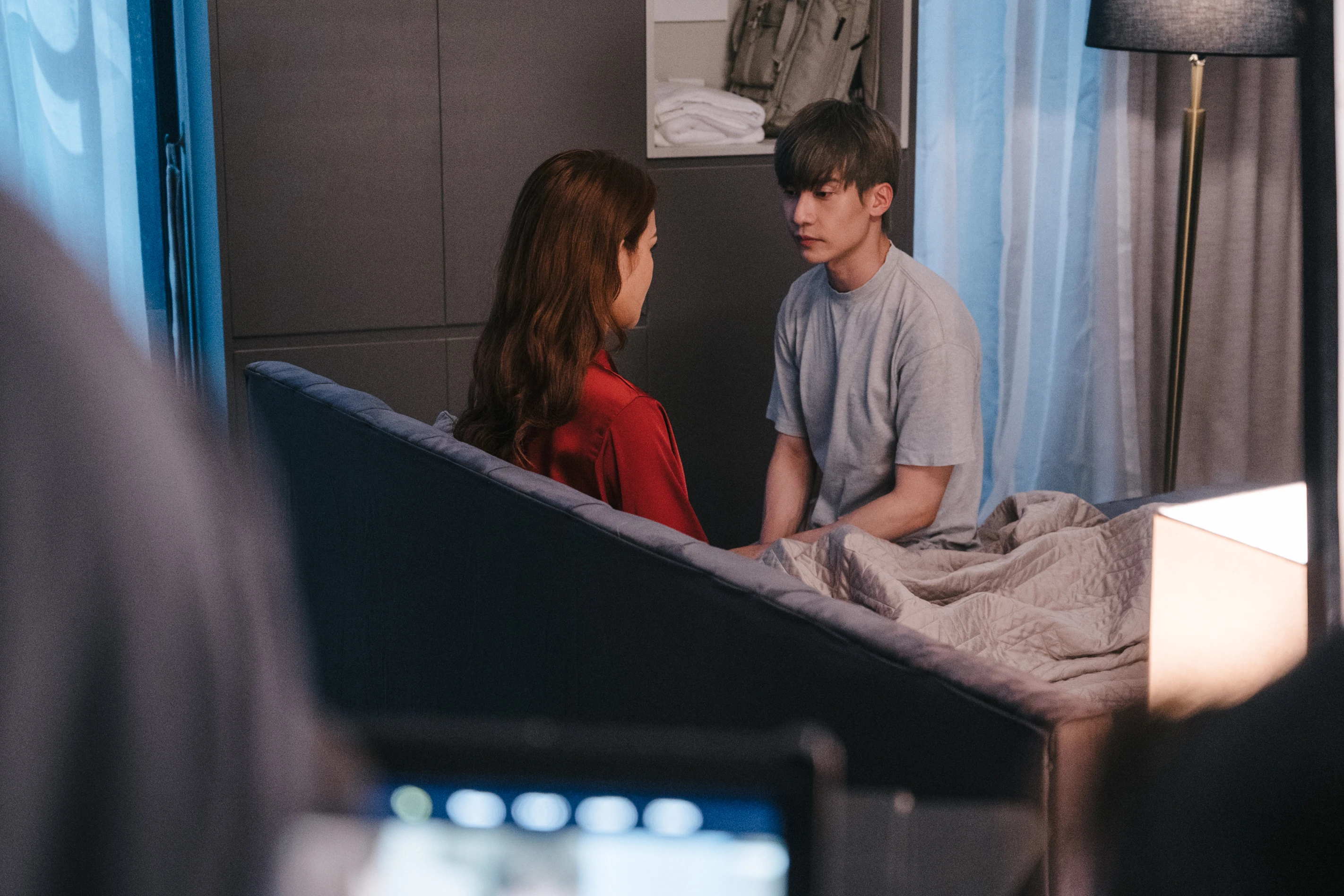 Bịt Mắt Bắt Nai: Đập Vỡ Khuôn Mẫu và Cuộc Săn Tâm Lý Đầy Bất Ngờ Trên Màn Ảnh Việt