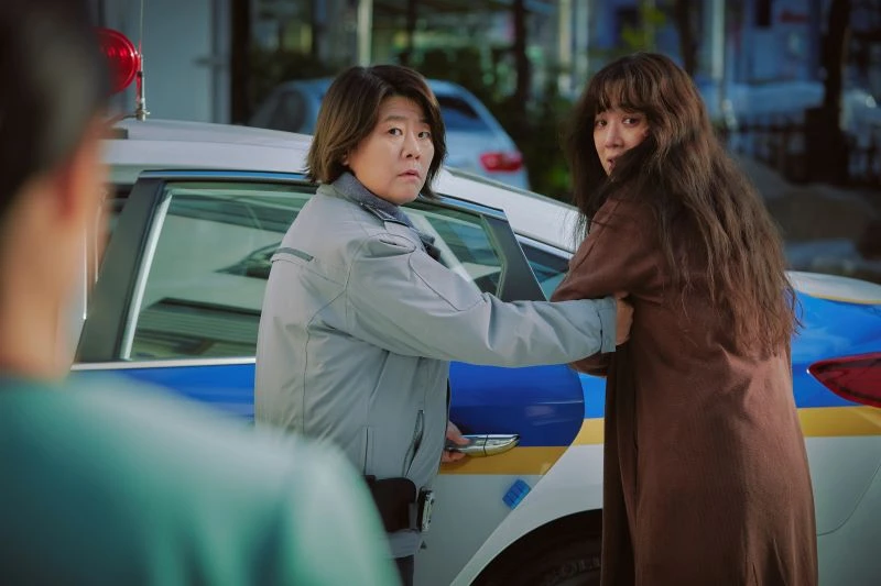 Không Bông Tuyết Nào Trong Sạch: Tuyệt phẩm trinh thám Hàn Quốc bùng nổ cảm xúc và plot twist nghẹt thở Không Bông Tuyết Nào Trong Sạch: Tuyệt phẩm trinh thám Hàn Quốc bùng nổ cảm xúc và plot twist nghẹt thở