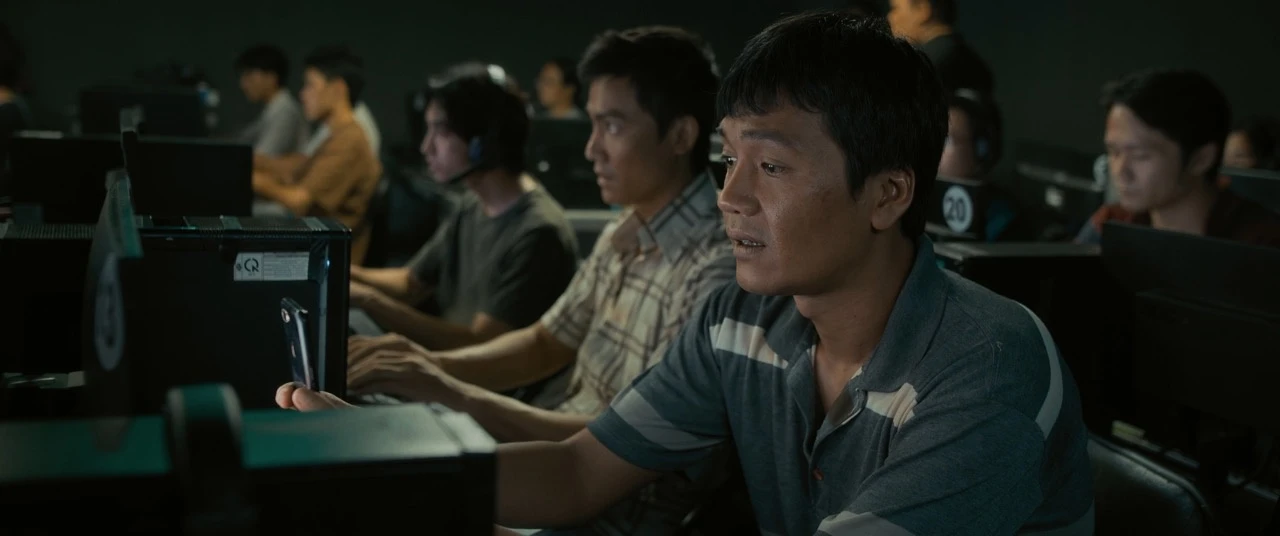 Thi&ecirc;n Đường M&aacute;u: H&agrave;nh Tr&igrave;nh Nghẹt Thở Phơi B&agrave;y Sự Thật T&agrave;n Khốc Về Nạn Bu&ocirc;n Người Qua Bi&ecirc;n Giới