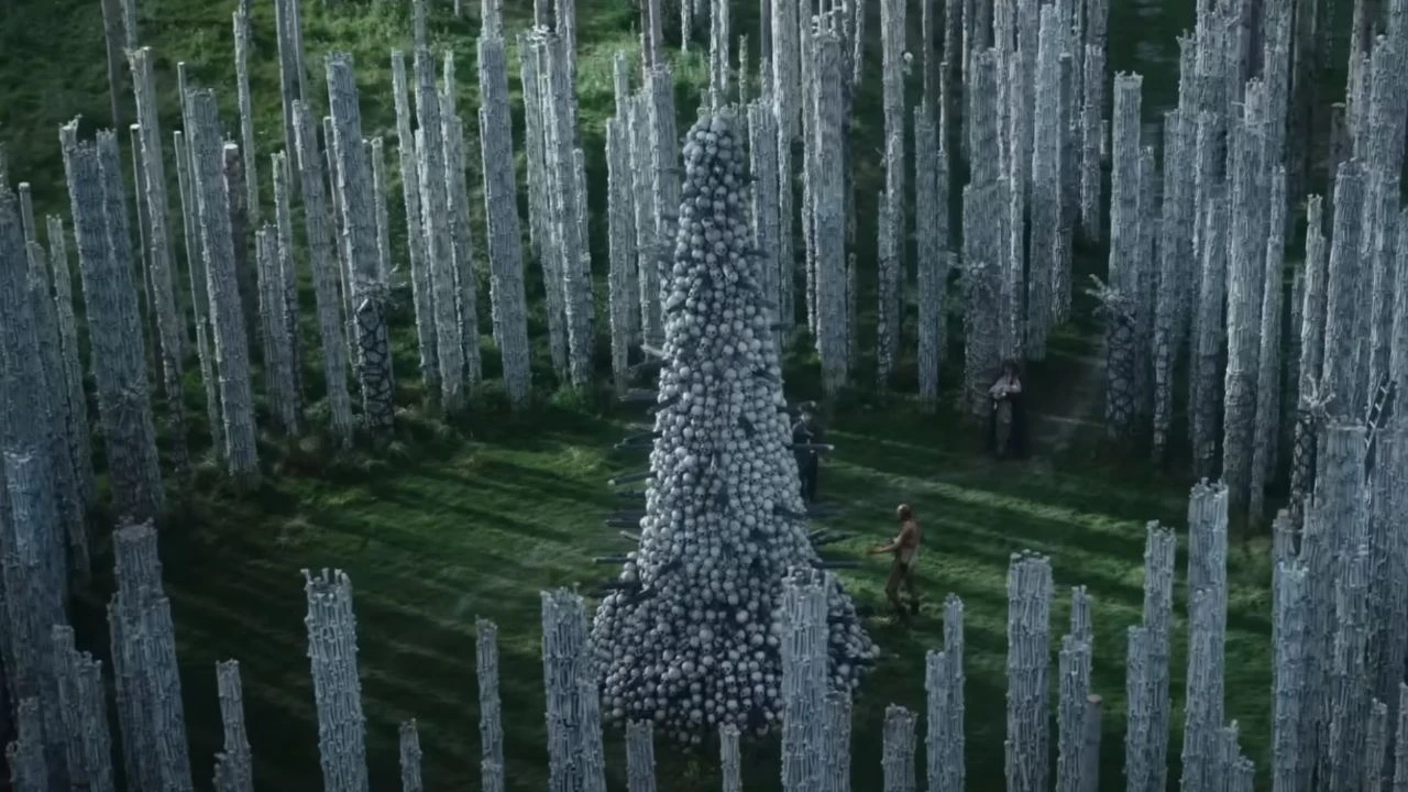 28 Năm Sau: Ng&ocirc;i Đền Tử Thần - Thăng Hoa Cảm X&uacute;c Giữa V&ograve;ng Xo&aacute;y Sinh Tồn v&agrave; B&oacute;ng Tối Zombie