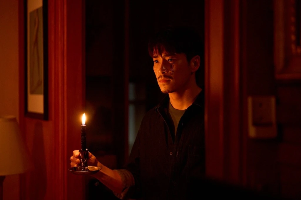 Nhà Trấn Quỷ (Our House): Bữa Tiệc Căng Não Giữa Ma Nữ Tóc Dài - Khi Cảm Giác Lấn Lướt Mọi Định Kiến Kinh Dị Nhà Trấn Quỷ (Our House): Bữa Tiệc Căng Não Giữa Ma Nữ Tóc Dài - Khi Cảm Giác Lấn Lướt Mọi Định Kiến Kinh Dị