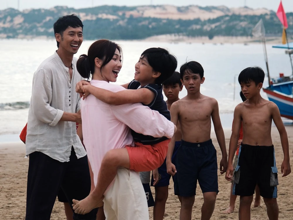 B&aacute;u Vật Trời Cho: Bom tấn cảm x&uacute;c l&agrave;m dậy s&oacute;ng ph&ograve;ng v&eacute; Tết - Kh&ocirc;ng xem, tiếc cả năm!