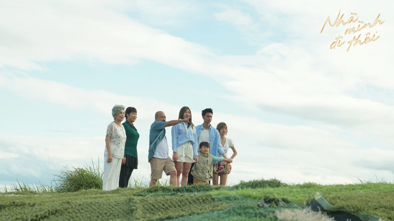 Review Nhà Mình Đi Thôi: Món Quà Cảm Xúc Gây Sốt Tết - Xem Để Yêu Lại Gia Đình Đầy Bất Ngờ! Review Nhà Mình Đi Thôi: Món Quà Cảm Xúc Gây Sốt Tết - Xem Để Yêu Lại Gia Đình Đầy Bất Ngờ!