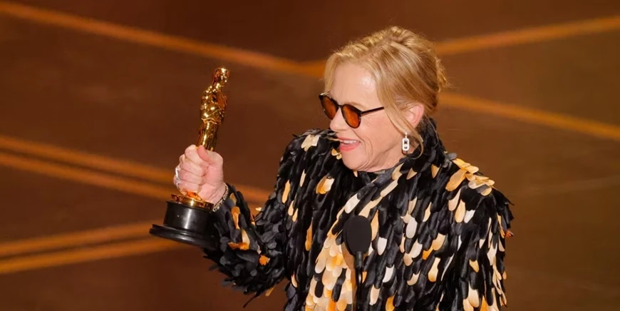 Oscar 98: Loạt B&ugrave;ng Nổ Lịch Sử Khi Hollywood Lột X&aacute;c Chạm Đỉnh Cảm X&uacute;c