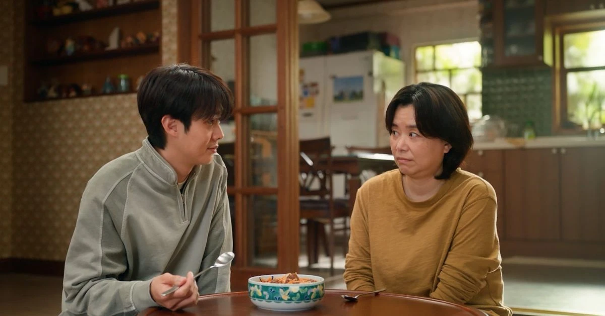 Đếm Ng&agrave;y Xa Mẹ - Review & Ph&acirc;n T&iacute;ch: Bản Giao Hưởng Cảm X&uacute;c Khi Mỗi Bữa Cơm Nh&agrave; L&agrave; Ng&agrave;y Đếm Ngược