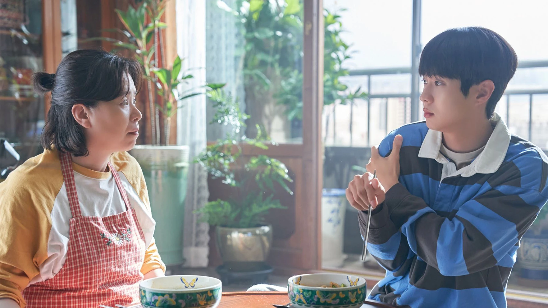 Đếm Ngày Xa Mẹ - Review & Phân Tích: Bản Giao Hưởng Cảm Xúc Khi Mỗi Bữa Cơm Nhà Là Ngày Đếm Ngược