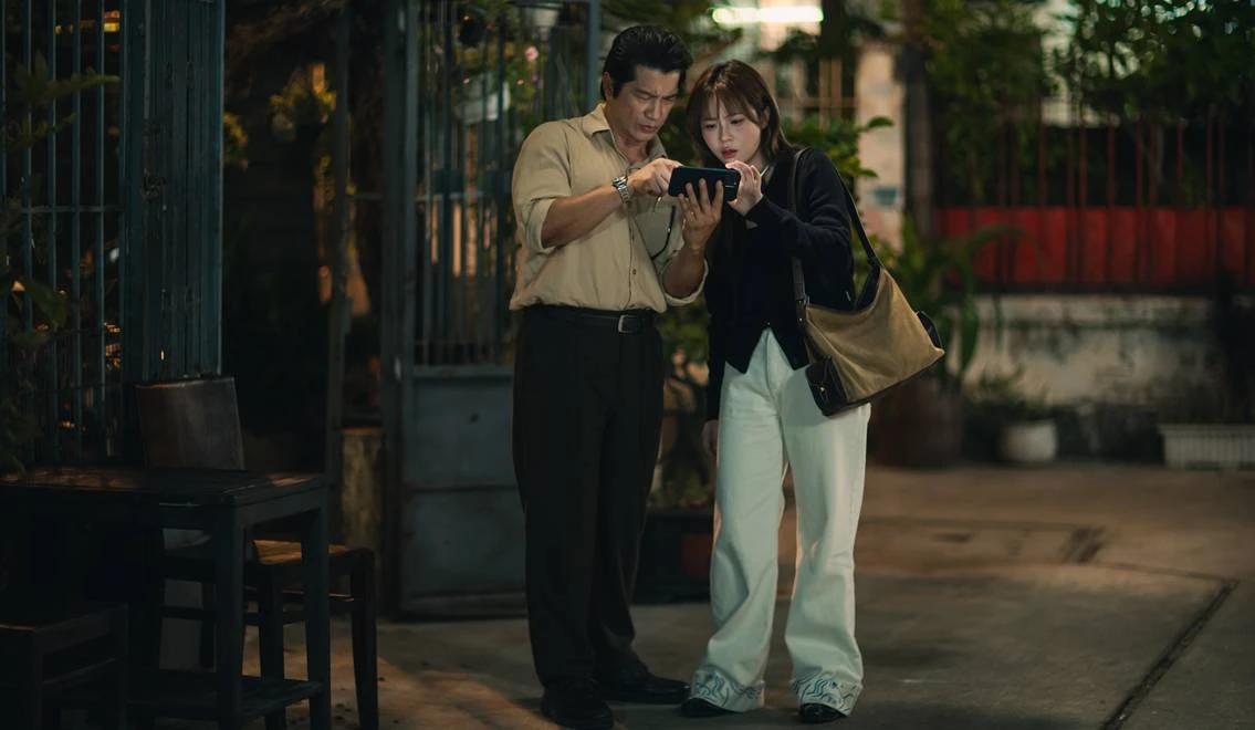 Song Hỷ Lâm Nguy - Gen Z bẻ lái điện ảnh Việt: Review thẳng tay từ Cinenjoy Song Hỷ Lâm Nguy - Gen Z bẻ lái điện ảnh Việt: Review thẳng tay từ Cinenjoy