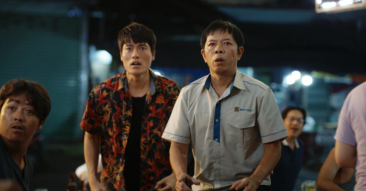 Review Anh H&ugrave;ng: Kẻ tử tế giữa b&atilde;o truyền th&ocirc;ng - Bản lĩnh hay vết xước của l&ograve;ng tin?