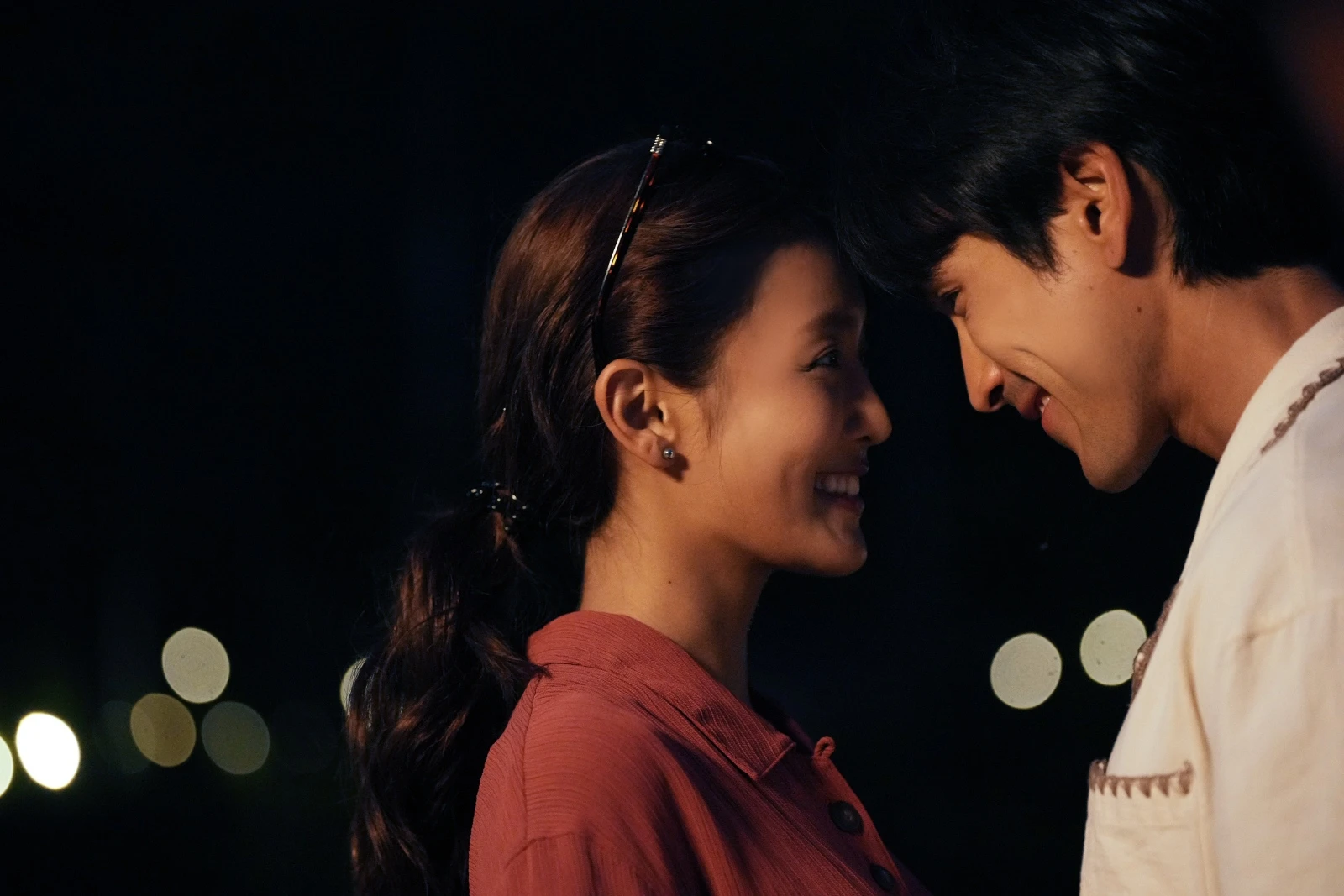 Quyết Cua Anh N&agrave;y: bản remake duy&ecirc;n d&aacute;ng thổi gi&oacute; mới v&agrave;o rom-com tr&iacute; nhớ ngắn hạn