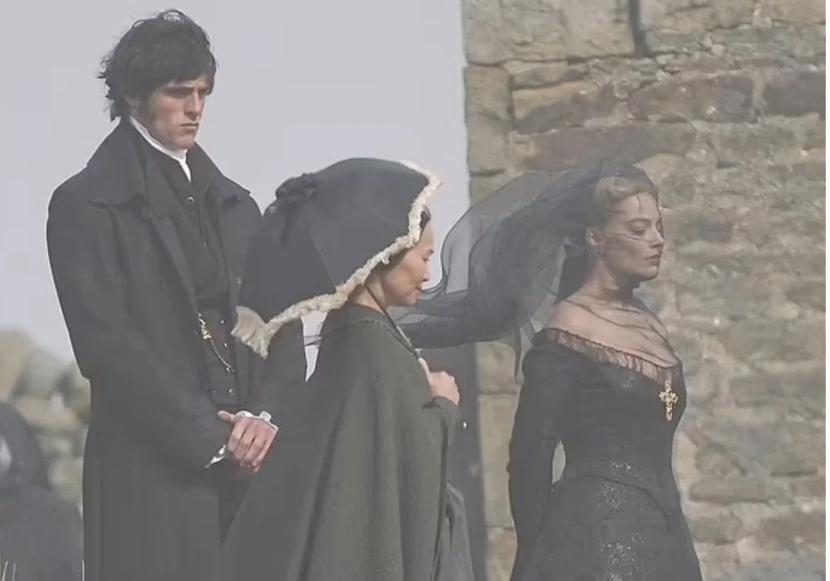 Đồi Gió Hú (2026): Mê Đắm Dưới Sương Mù Gothic, Bi Kịch Tình Yêu Hay Chỉ Là Một Thước Phim Đẹp Nhưng Rỗng? Đồi Gió Hú (2026): Mê Đắm Dưới Sương Mù Gothic, Bi Kịch Tình Yêu Hay Chỉ Là Một Thước Phim Đẹp Nhưng Rỗng?