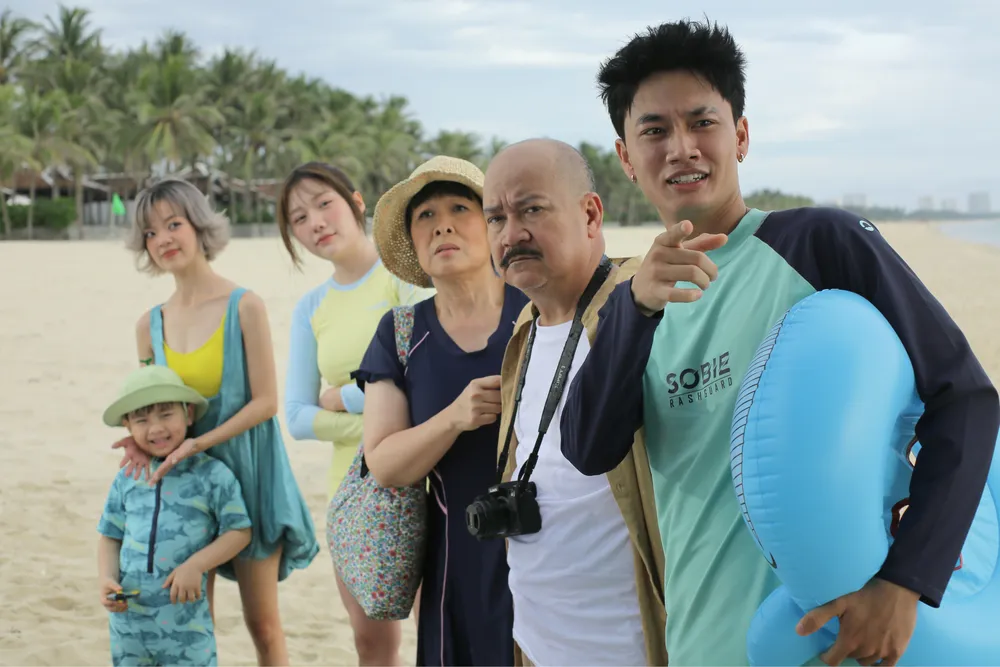 Review Nhà Mình Đi Thôi: Món Quà Cảm Xúc Gây Sốt Tết - Xem Để Yêu Lại Gia Đình Đầy Bất Ngờ! Review Nhà Mình Đi Thôi: Món Quà Cảm Xúc Gây Sốt Tết - Xem Để Yêu Lại Gia Đình Đầy Bất Ngờ!