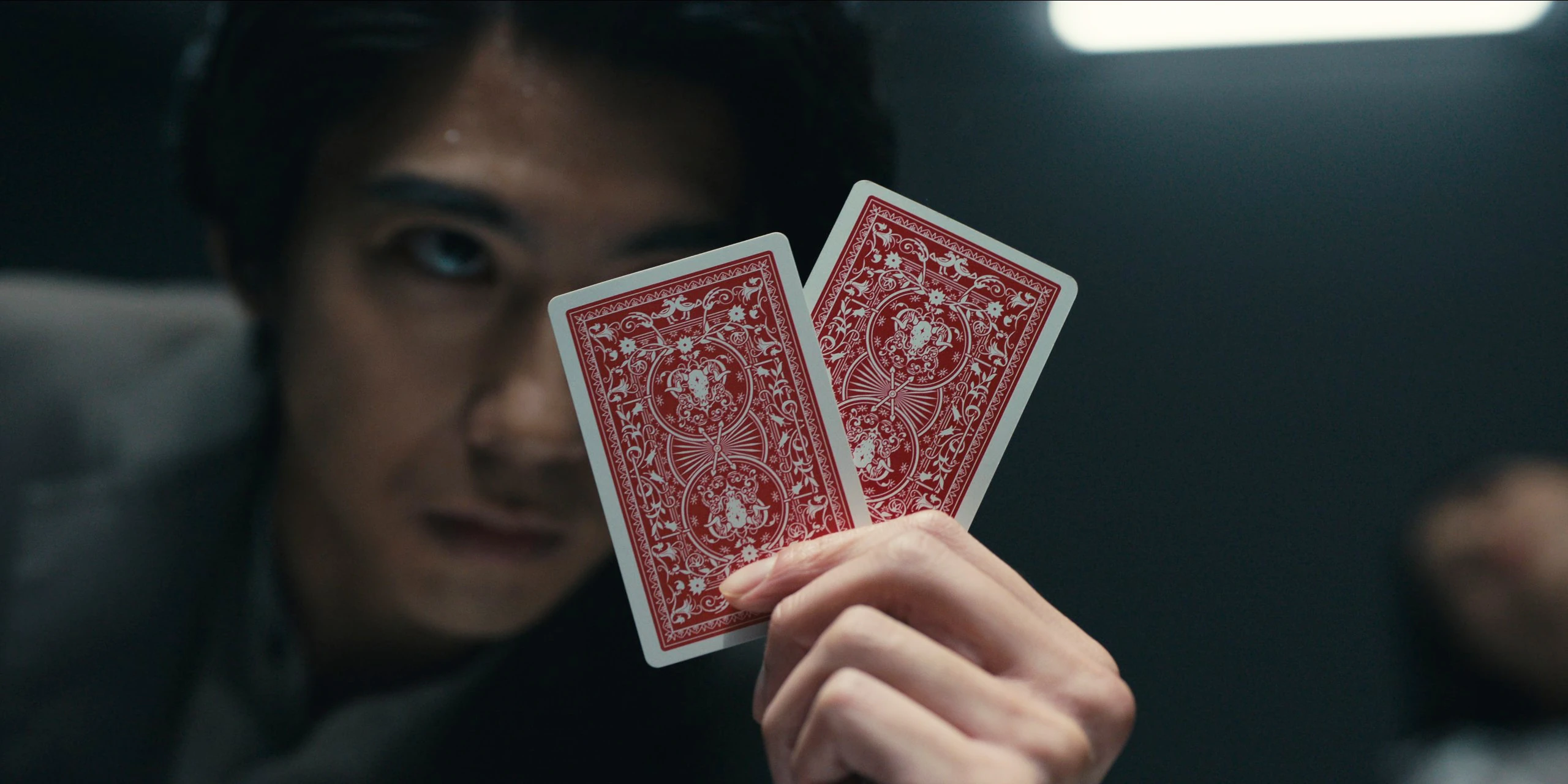 Khám Phá Những Trò Chơi Gây Nghẹt Thở Trong Alice in Borderland Mùa 3: Khi Sinh Tử Và Trí Tuệ Được Đặt Lên Bàn Cờ