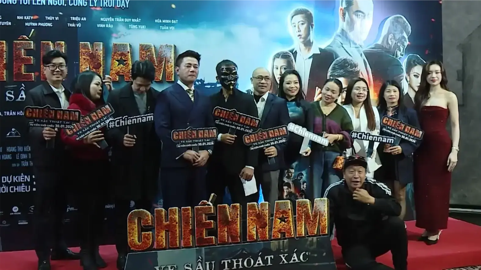 Chiến Nam: Ve Sầu Tho&aacute;t X&aacute;c - Định Nghĩa Lại Phim H&agrave;nh Động Việt Với V&otilde; Đạo V&agrave; M&aacute;u Lửa