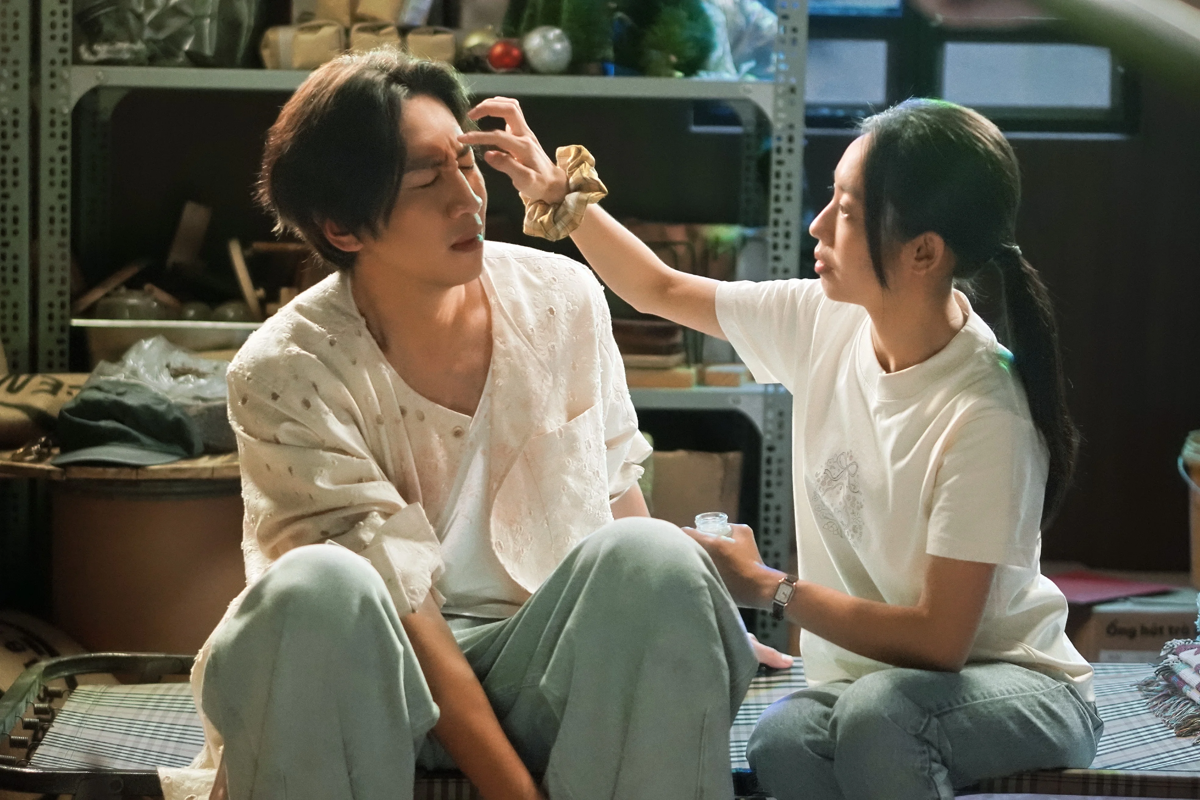 Tay Anh Giữ Một Vì Sao: Dấu Ấn Lãng Mạn Việt - Hàn Đầy Màu Sắc Giữa Lòng Sài Gòn Tay Anh Giữ Một Vì Sao: Dấu Ấn Lãng Mạn Việt - Hàn Đầy Màu Sắc Giữa Lòng Sài Gòn