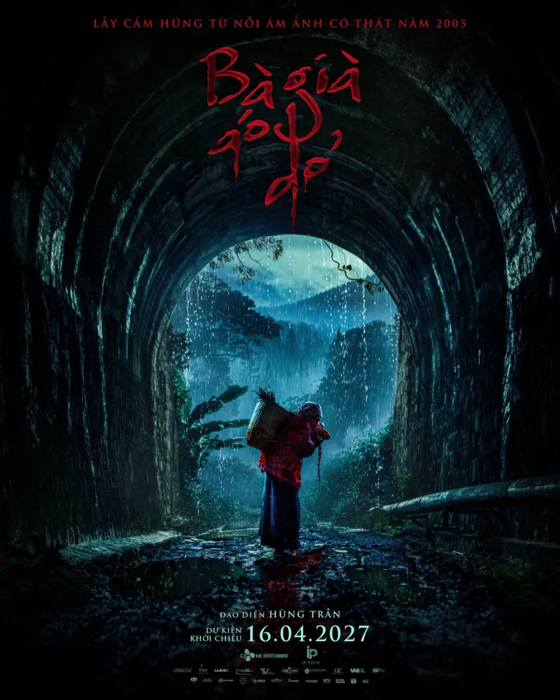 Poster Bà Già Áo Đỏ
